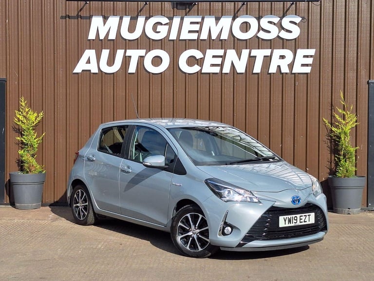 TOYOTA YARIS 1.5 VVT-h Icon Tech 2019