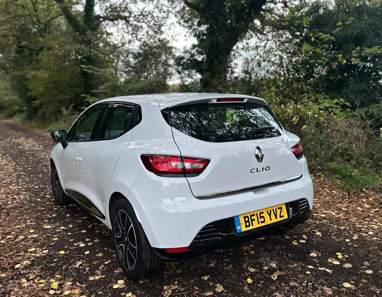 2015 Renault Clio 1.2 16V Dynamique MediaNav 5dr HATCHBACK PETROL Manual