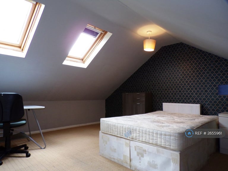 image for 8 bedroom house in Derby Road, Manchester, M14 (8 bed) (#2655961)