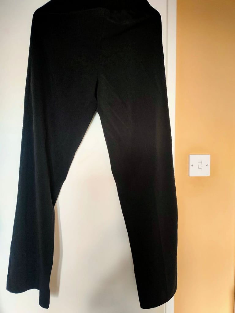 BRAND NEW GOODMOVE WIDE LEG PANT
