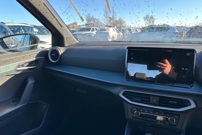 2025 SEAT Arona 1.0 TSI XPERIENCE Lux DSG Euro 6 (s/s) 5dr SUV PETROL Automatic