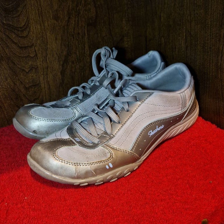 Skechers SN 22457 Women’s Trainers – Taupe Bronze Metallic – UK 5.5 – Retro Y2K