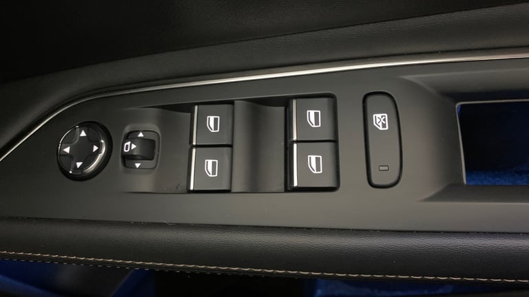 2021 Peugeot 3008 1.2 PureTech GT Premium SUV 5dr Petrol EAT Euro 6 (s/s) (130 ps) SUV Petrol Aut...