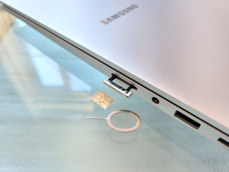 ❤️ Samsung Galaxy Book LTE SIM 15.6" FHD i5-1135G7 8GB RAM 256GB SDD Laptop Boxed PRISTINE