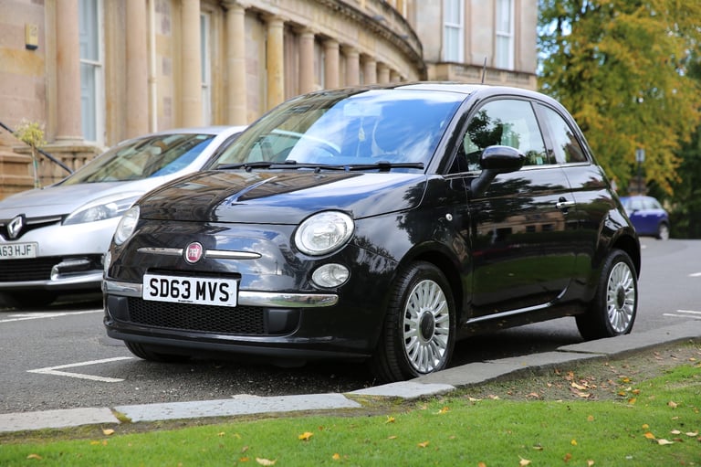 FIAT 500 1.2 LOUNGE PETROL BLACK MANUAL+WARRANTY