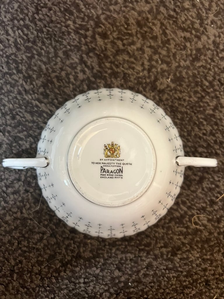 6 Vintage PARAGON bone China soup bowls & plates