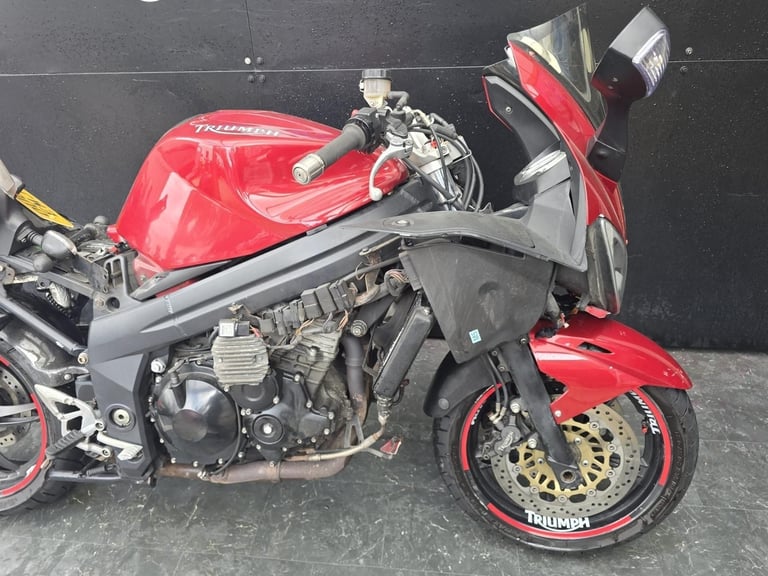 TRIUMPH SPRINT ST 1050 PROJECT BIKE HPI CLEAR 