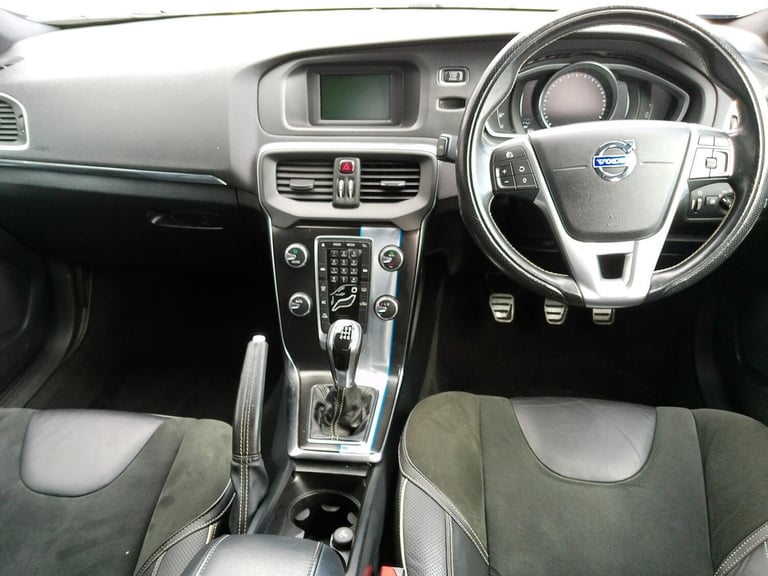 2014 Volvo V40 T2 R DESIGN 5dr HATCHBACK PETROL Manual