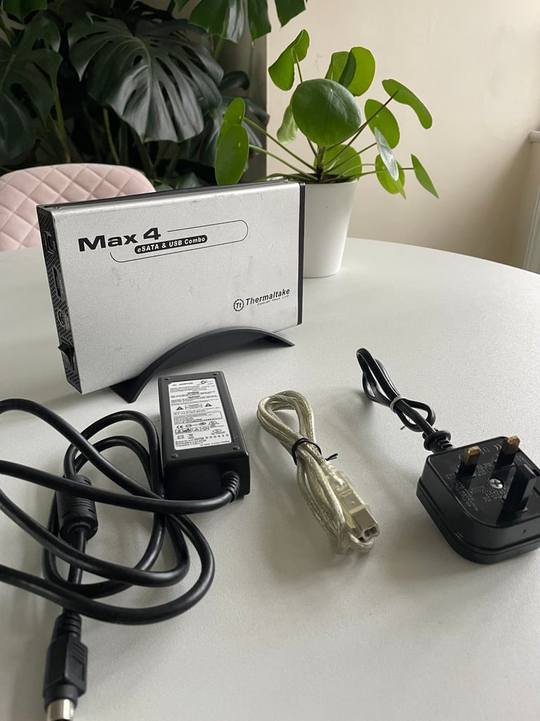image for 750GB hard drive/Thermaltake vintage external case