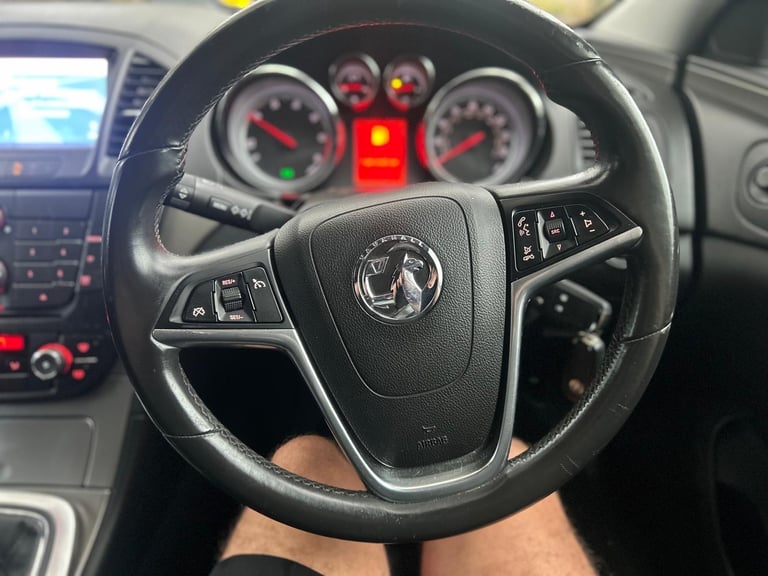 Vauxhall, INSIGNIA, Hatchback, 2013, Manual, 1956 (cc), 5 doors