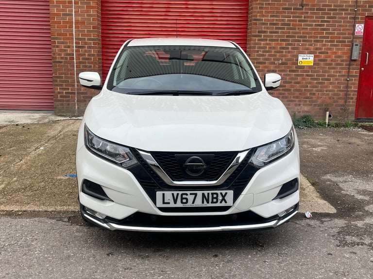 2017 Nissan Qashqai 1.2 DIG-T Acenta XTRON Euro 6 (s/s) 5dr HATCHBACK Petrol Automatic