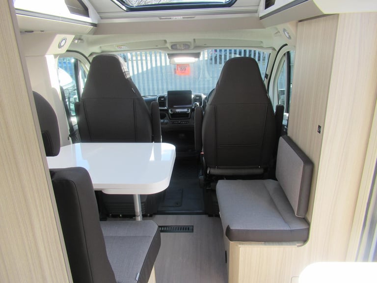 Adria Compact Supreme SL 2.2 Diesel 140BHP Automatic