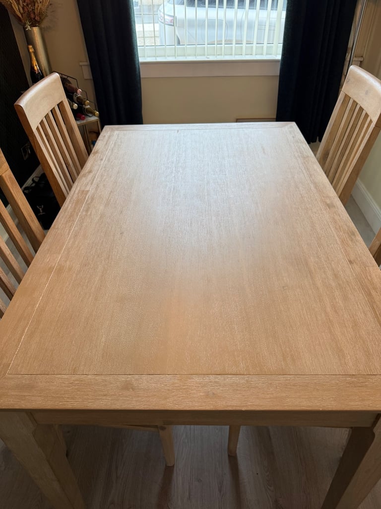 Designer rooms dining table 