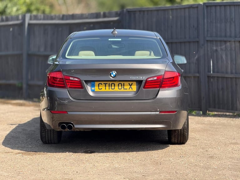 2010 BMW 5 Series 523i SE 4dr Step Auto + 49K + HPI CLEAR + PETROL SALOON Petrol Automatic