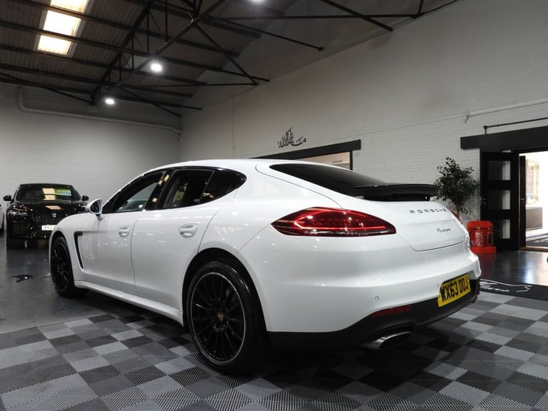 2013 63 PORSCHE PANAMERA 3.0D V6 HATCHBACK 5DR DIESEL TIPTRONICS EURO 5 (S/S) (2