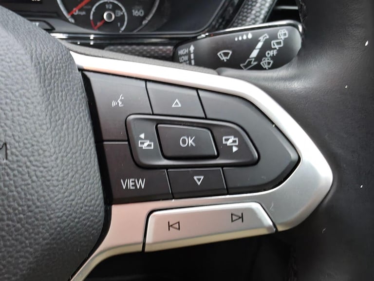 2019 Volkswagen T-Cross 1.0 TSI SE Euro 6 (s/s) 5dr HATCHBACK Petrol Manual