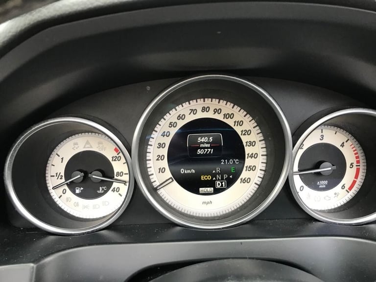 2016 66 MERCEDES-BENZ E-CLASS 2.1 E220D AMG LINE EDITION CABRIOLET 2DR DIESEL G-