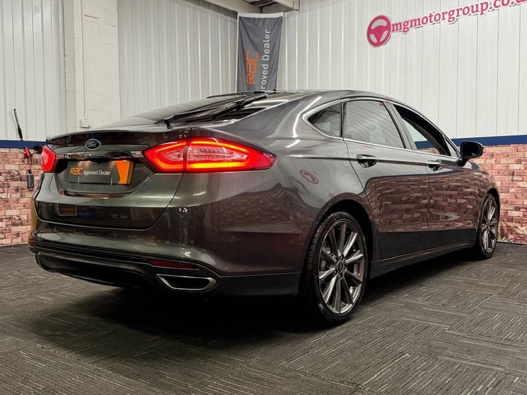 2018 Ford Mondeo 2.0 TDCi Duratorq Vignale Hatchback 5dr Diesel Manual Euro 6 (s/s) (150 ps) Hatc...