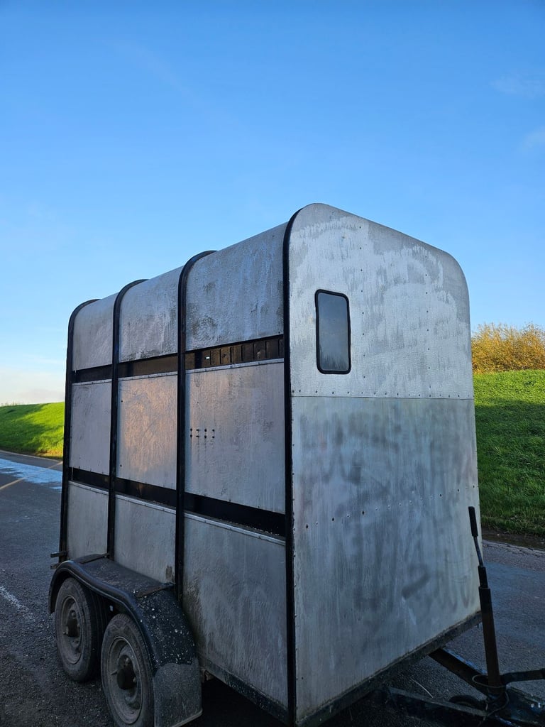 Pony box , sheep , pig trailer for sale