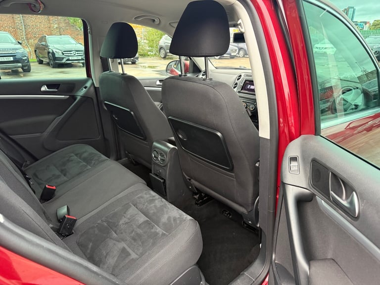 2016 Volkswagen Tiguan 2.0 TDi BlueMotion Tech Match Edition 150 5dr ESTATE Diesel Manual