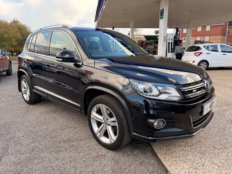 2015 Volkswagen Tiguan R LINE TDI BLUEMOTION TECH 4MOTION DSG Estate Diesel Automatic