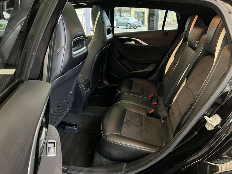 2017 Infiniti Q30 2.0 Q30 Sport AWD Auto 4WD 5dr Hatchback Petrol Automatic