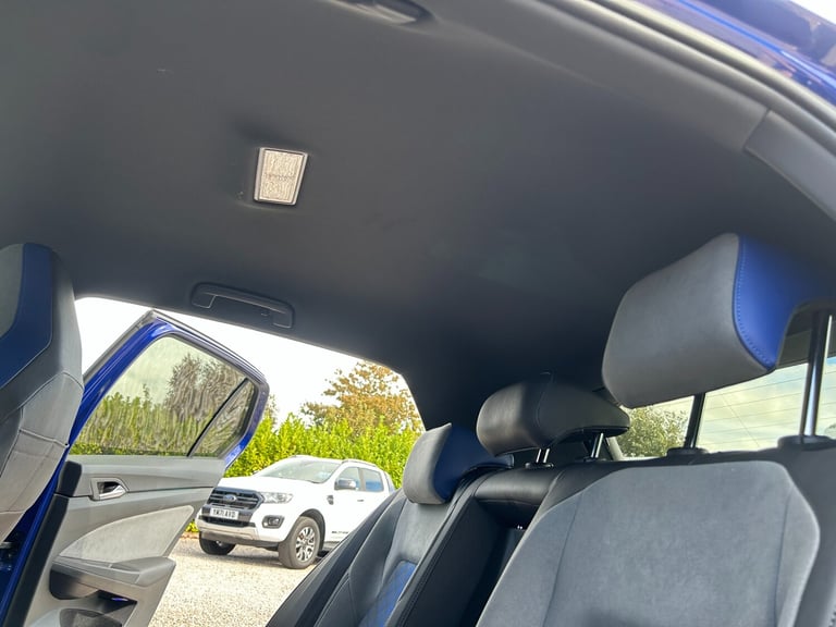 2021 VOLKSWAGEN GOLF MK8 2.0 TSI 320 R 4Motion 5dr DSG