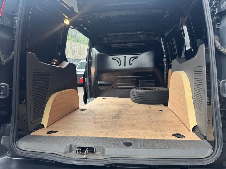  Ford Transit Connect 1.5 EcoBlue 120ps LIMITED VAN!+AIR CON!+LONG WHEEL