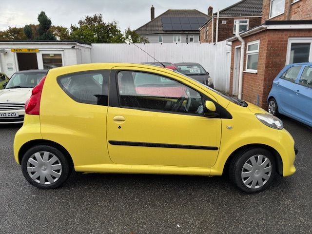 2008 Peugeot 107 Urban 1.0 3dr **£20 a Year Road Tax! Cheap to Insure and Run, Long MOT**