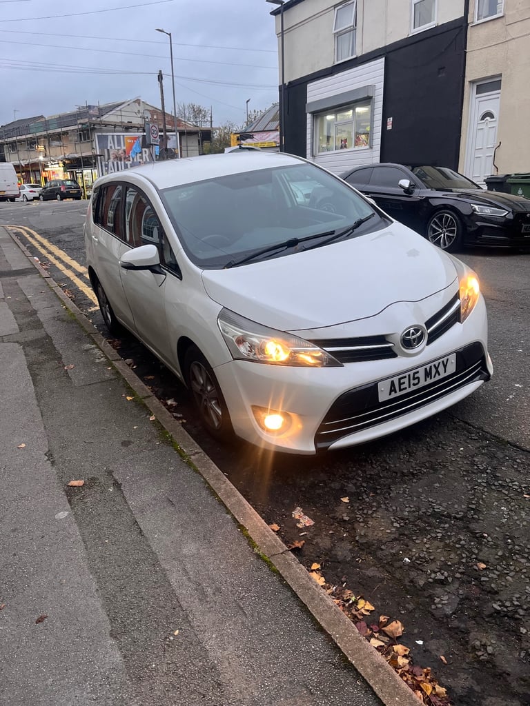 Toyota, VERSO, MPV, 2015, Manual, 1598 (cc), 5 doors