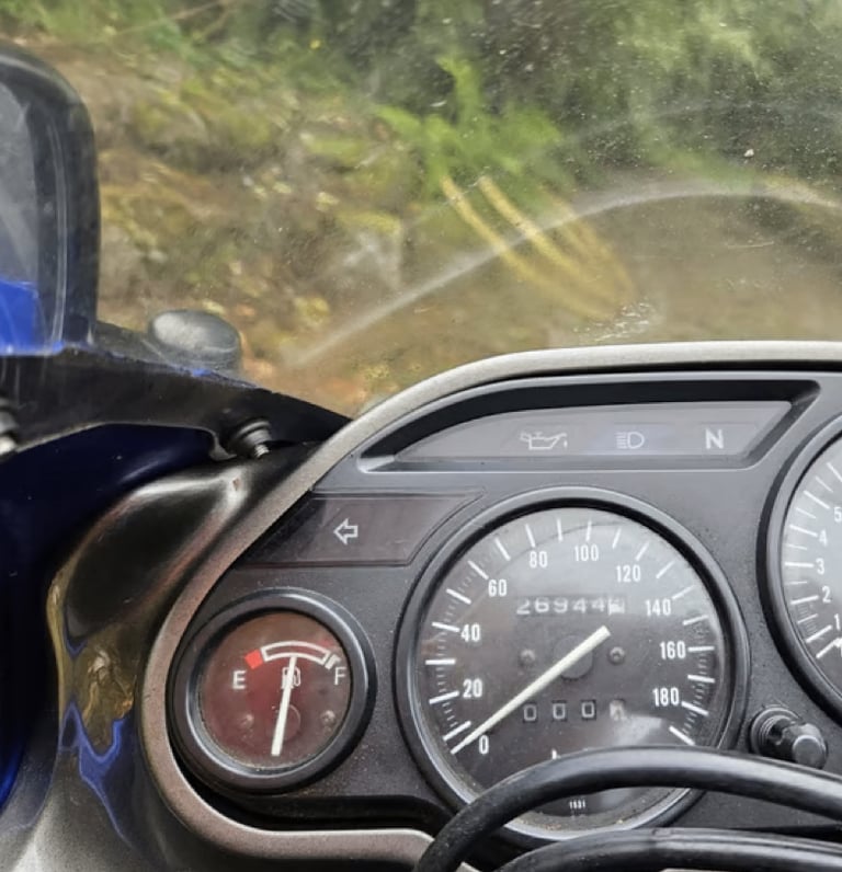 Kawasaki Ninja ZZR400/ZX400N-9 2003 Long MOT (clean) and Full Service