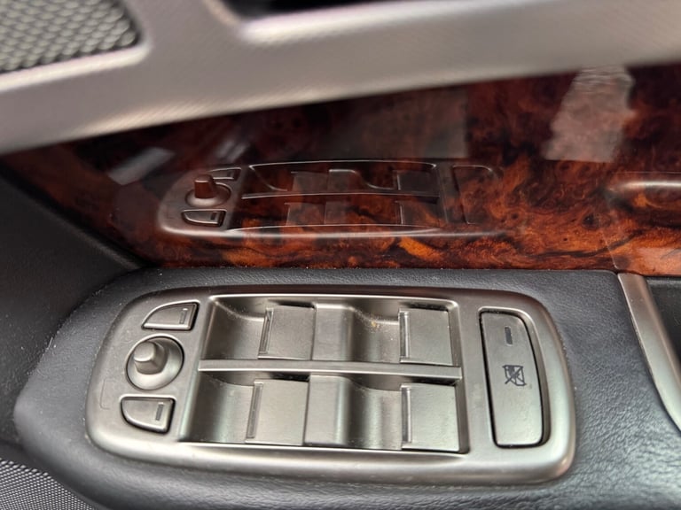 2009 Jaguar XF 3.0d V6 Premium Luxury 4dr Auto SALOON Diesel Automatic