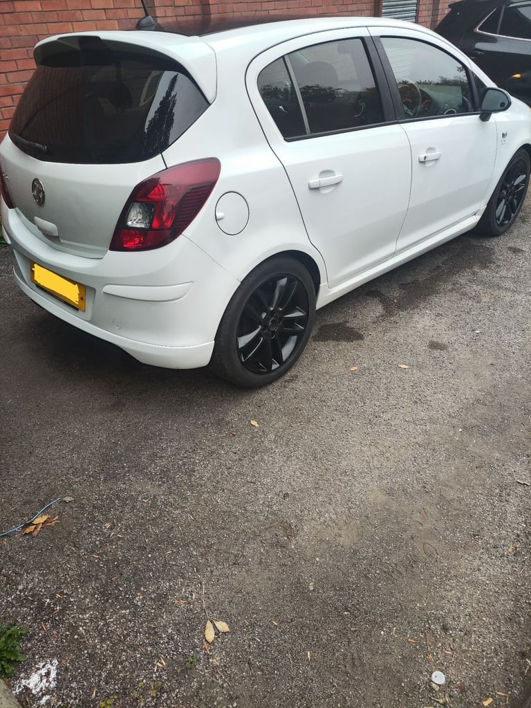(NEW MOT) VAUXHALL Corsa Limited Edition SXI (5 door Rare)