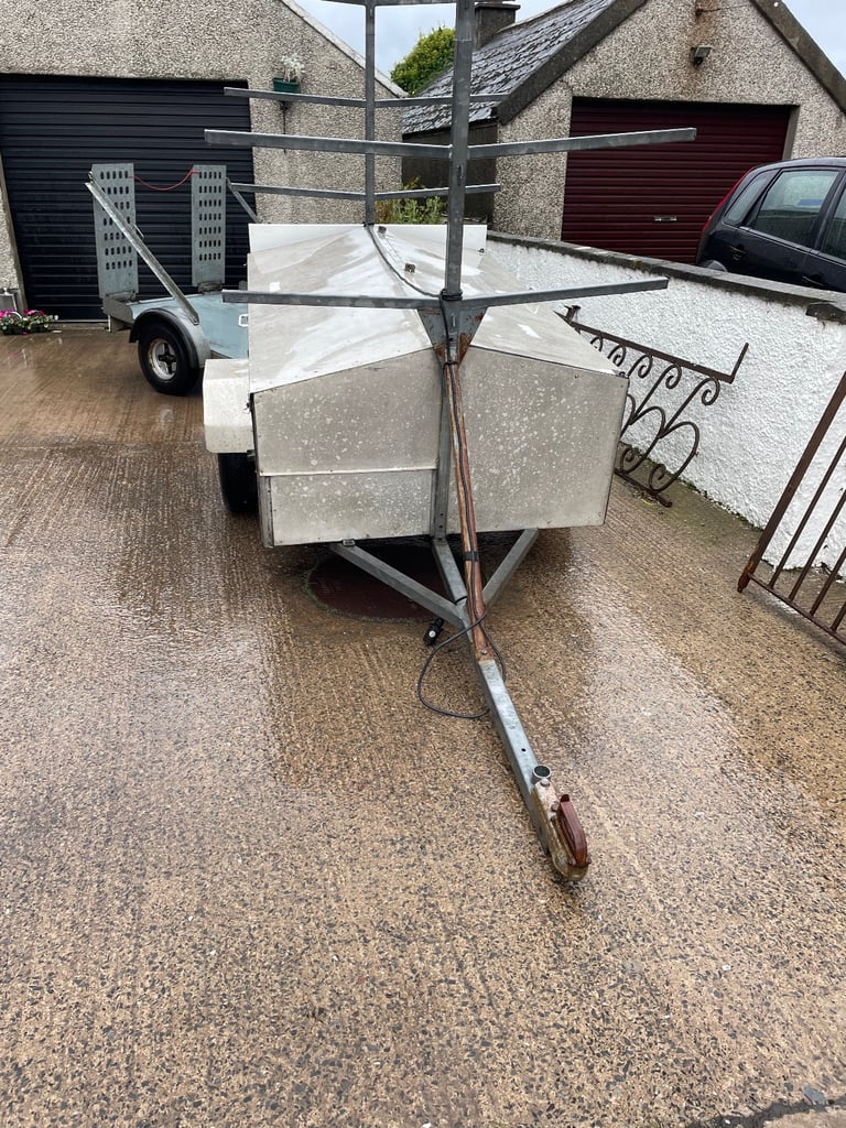 Car trailer