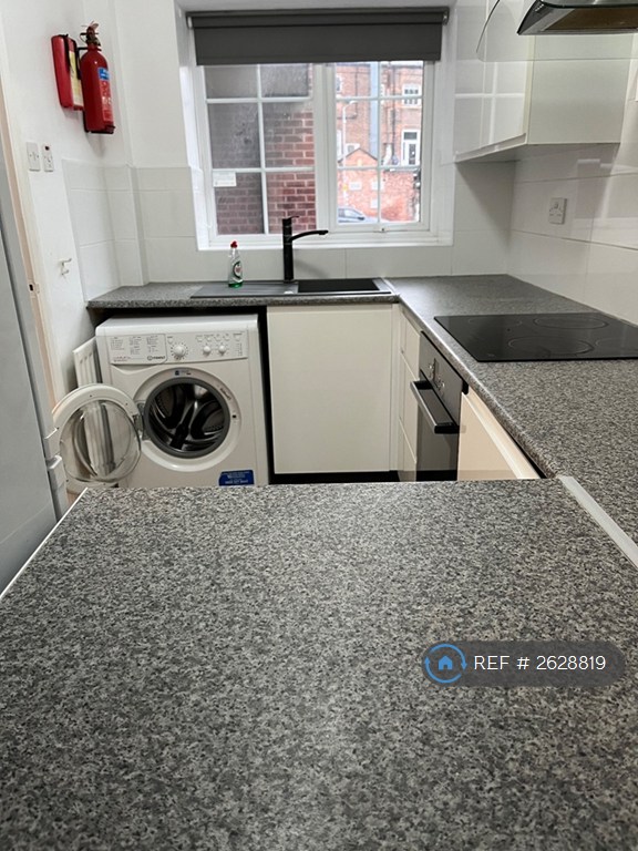 2 bedroom house in Bluecoat Close, Nottingham, NG1 (2 bed) (#2628819)