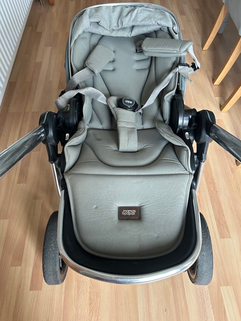 Ocaro travel system - buggy pushchair  Carry Cot