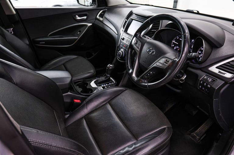 2016 Hyundai Santa Fe 2.2 CRDi Blue Drive Premium 5dr Auto [7 Seats] ESTATE DIESEL Automatic