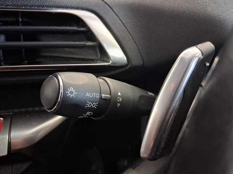 2022 Peugeot 3008 1.5 BlueHDi Allure SUV 5dr HATCHBACK Diesel Automatic