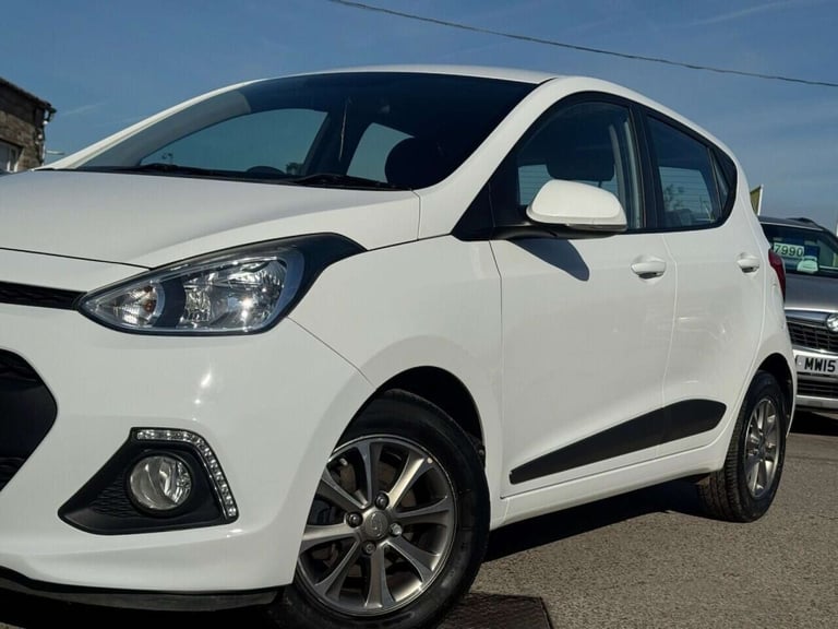 2015 Hyundai i10 1.0 Blue Drive Premium 5dr HATCHBACK PETROL Manual