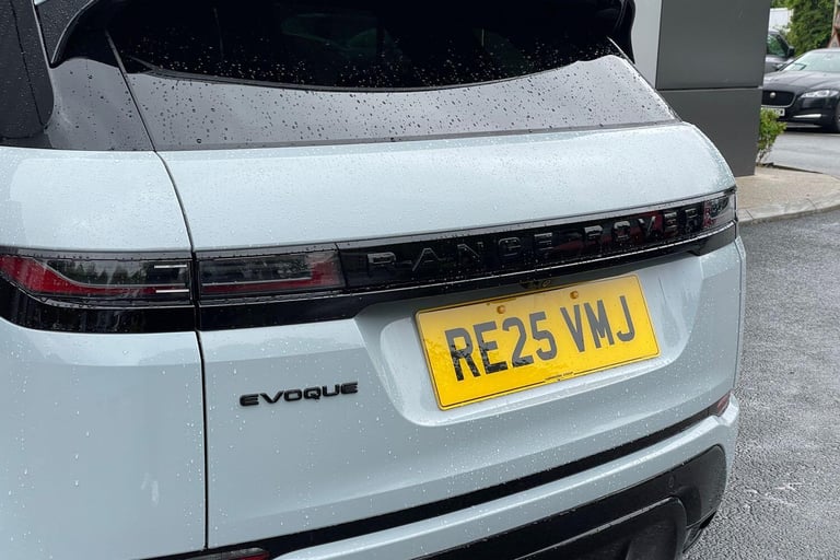 2025 Land Rover Range Rover Evoque 1.5 P270e Dynamic SE 5dr Auto ESTATE PETROL/ELECTRIC Automatic