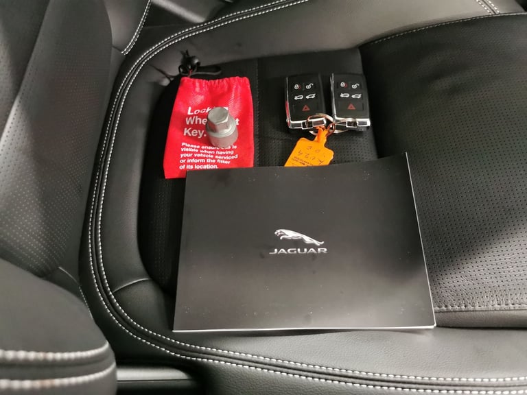 2024 Jaguar I-Pace 400 90kWh R-Dynamic SE Black SUV 5dr Electric Auto 4WD (400 ps) - KEYLESS E Su...