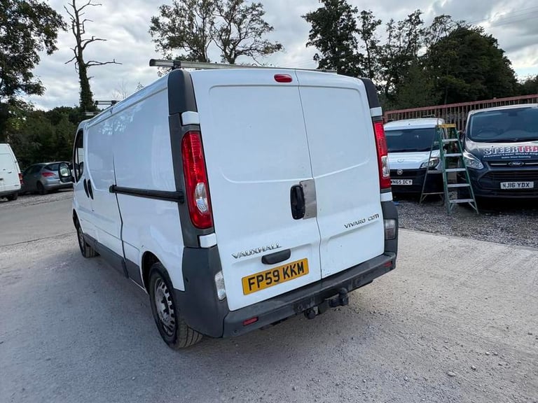 2010 Vauxhall Vivaro Vivaro  2900 CDTI LWB Panel Van DIESEL Manual