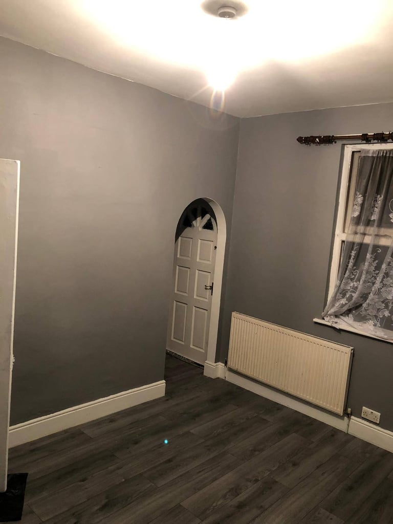 NICE 3 BED HOUSE - Hinde House Lane, Sheffield, S4 8GZ