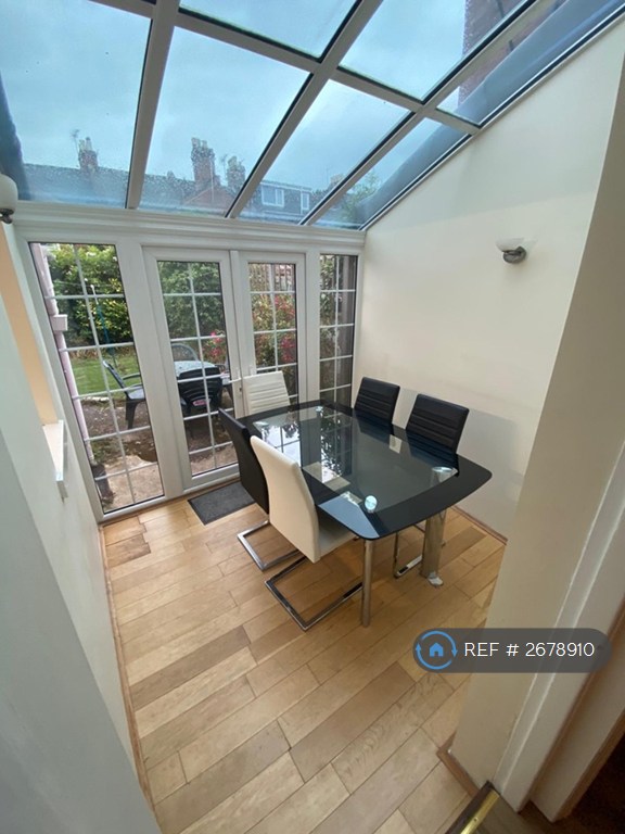 3 bedroom house in Baker Steet, Exeter, EX2 (3 bed) (#2678910)