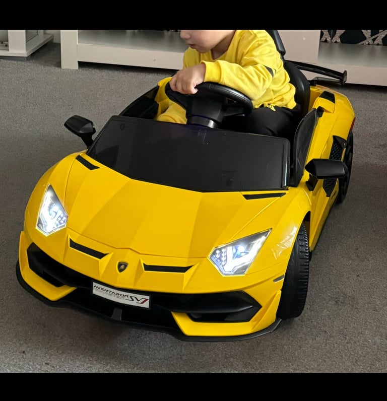 Toy sit in car Lamborghini remote control