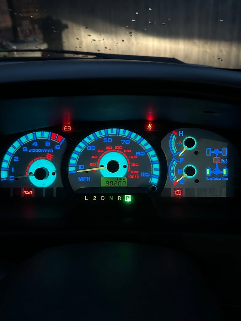 Mitsubishi Delica 4x4 2006, 2997 (cc)