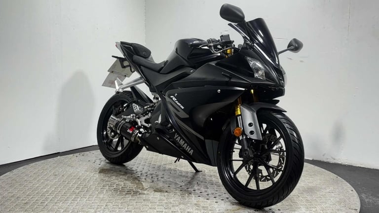 Yamaha R125 125 ABS Super Sports Petrol CVT Euro 4 (15 ps)
