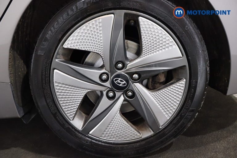2019 Hyundai IONIQ 1.6 GDi Hybrid Premium SE 5dr DCT Hatchback Hybrid Automatic