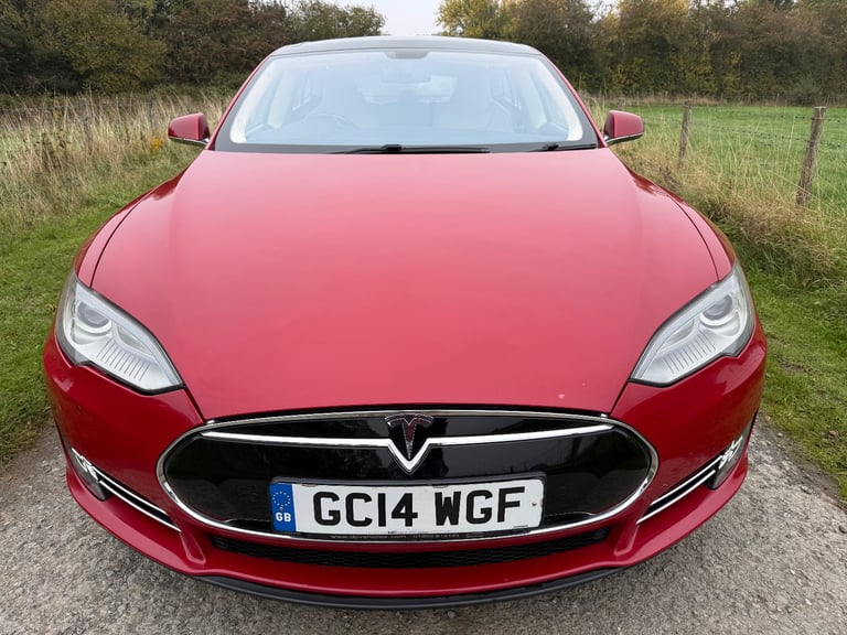 image for Tesla Model S 85 (SC01 Free Supercharging)