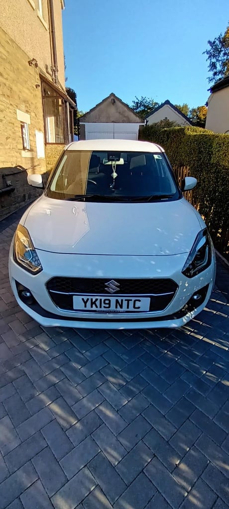 Suzuki, SWIFT, Hatchback, 2019, Manual, 1242 (cc), 5 doors
